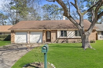 Building Photo - 15226 Flamingo Park