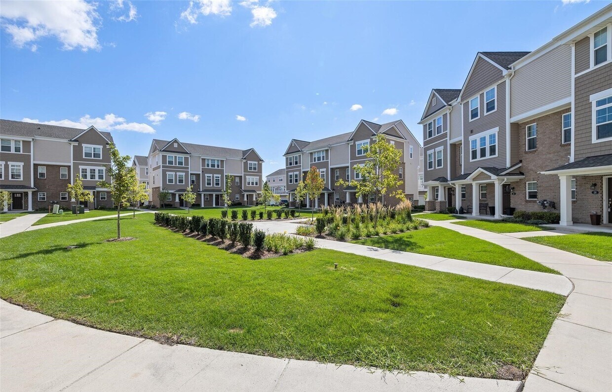 Foto principal - 2500 Normandy Rd