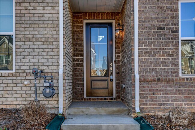 Building Photo - 11523 Red Rust Ln
