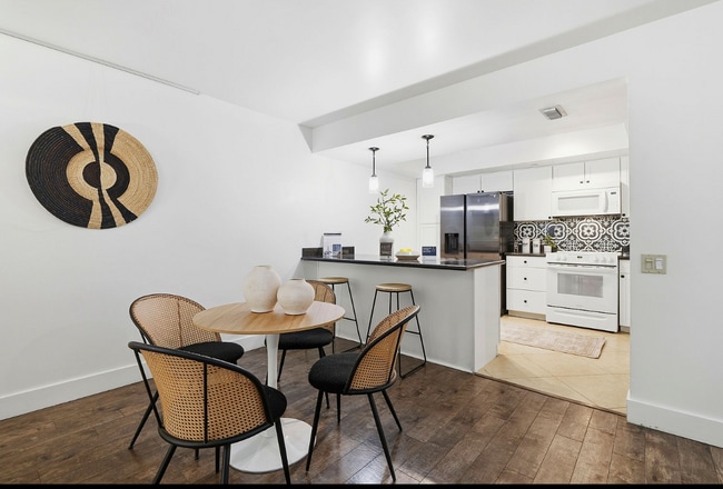 Dining/Kitchen - 500 N St (Sacramento, CA) Apartment