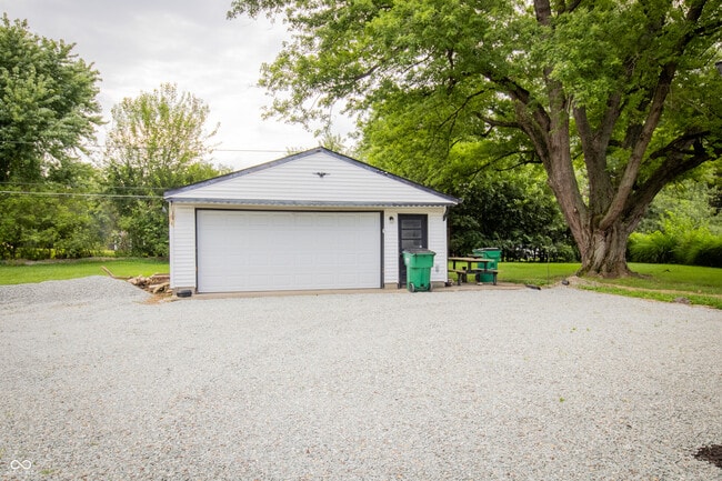 Building Photo - 1444 N Mill Creek Rd