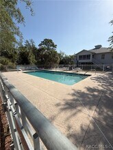 Building Photo - 943 SE Mayo Dr