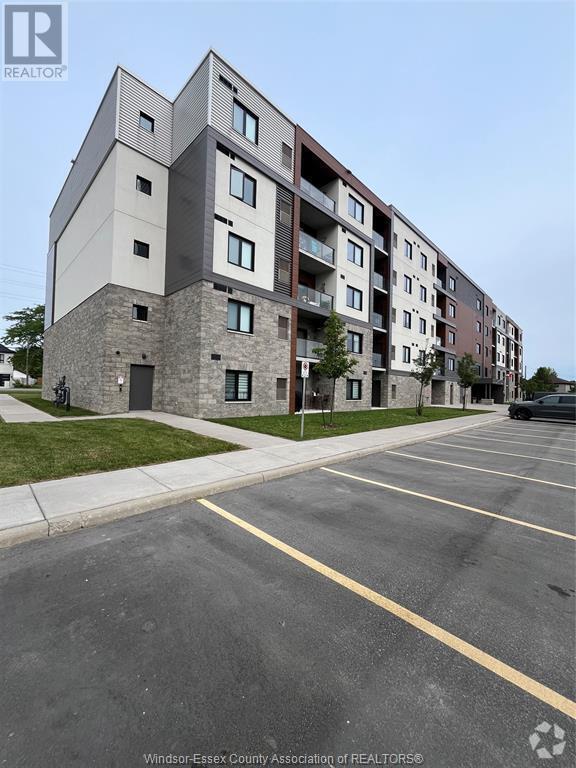 Building Photo - 4578 Huron Church Line Rd