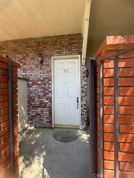 Foto del edificio - 10201 Mason Ave