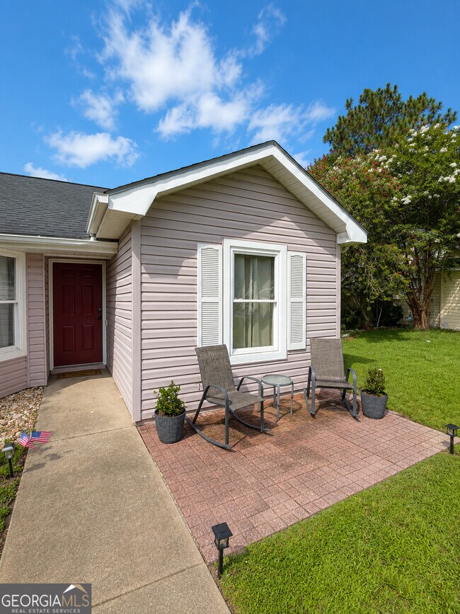 Building Photo - 109 Almond Cir