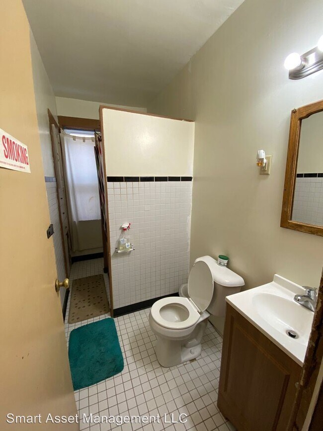 Building Photo - 931 S 15th St