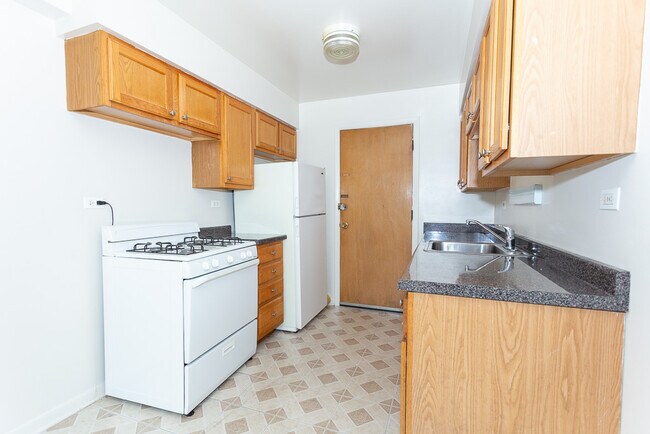 Foto del edificio - 4913-4913 Church