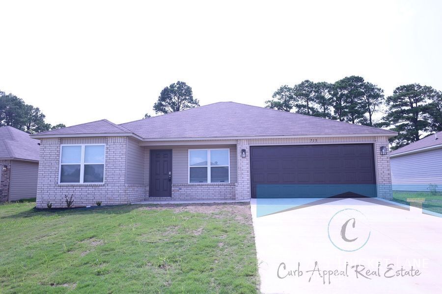Foto principal - 715 Thicket Ln