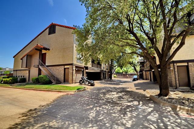 Foto del edificio - 5630 Spring Valley Rd