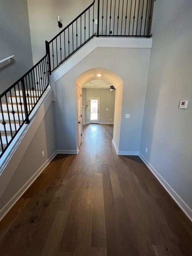 Foto del edificio - 4644 Wilshire Lake Ln