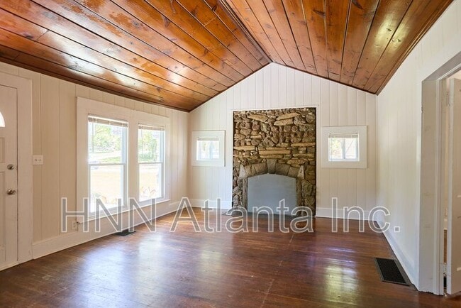 Foto del edificio - 2838 Mitchell Pl