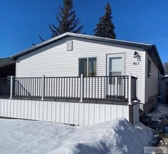 Building Photo - 461 Lomax St