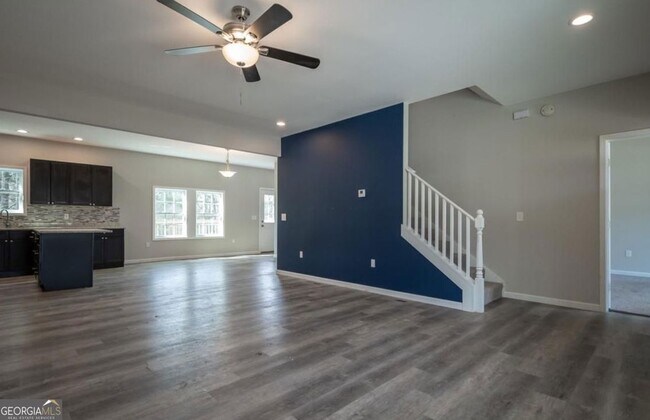 Building Photo - 2446 Remington Dr