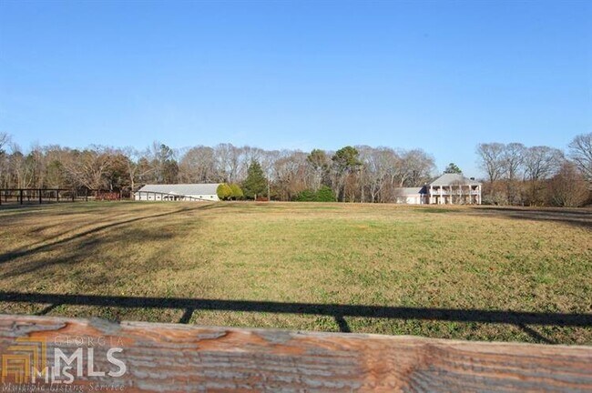 Building Photo - 1500 Covered Bridge Rd