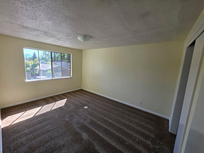 Foto del edificio - 711-717 SW Burgess