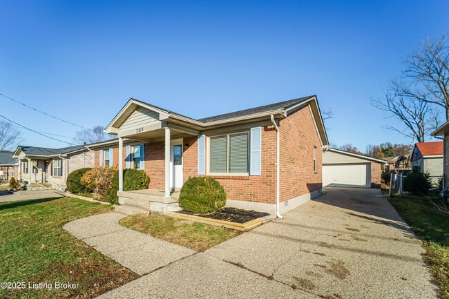 Building Photo - 3815 Hillcross Dr