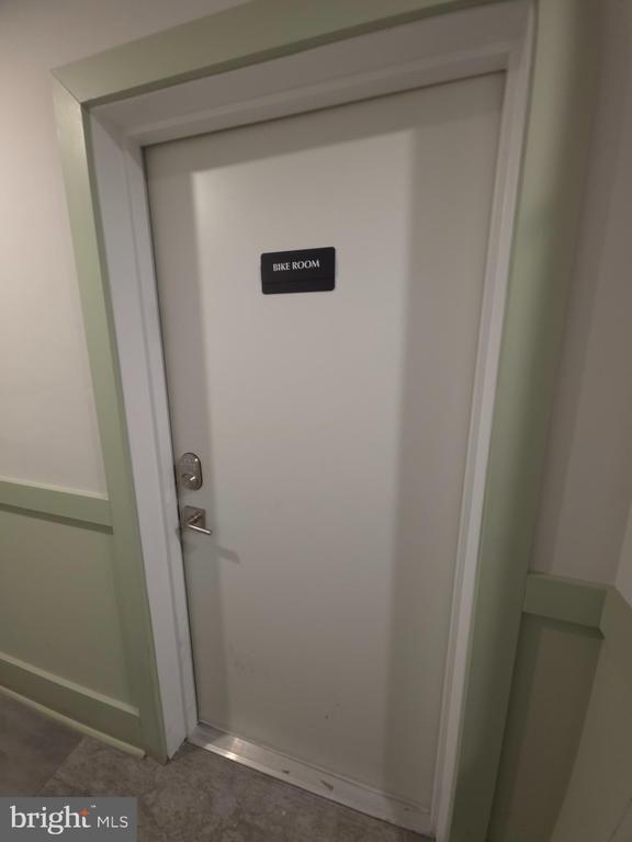 Foto del edificio - 3503 Midvale Ave