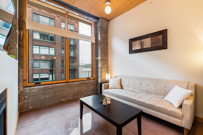Building Photo - Brewery Lofts