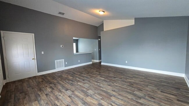 Building Photo - 333 Rollins Dr