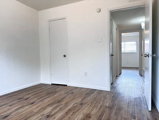 Building Photo - Timber Crossing Apartments