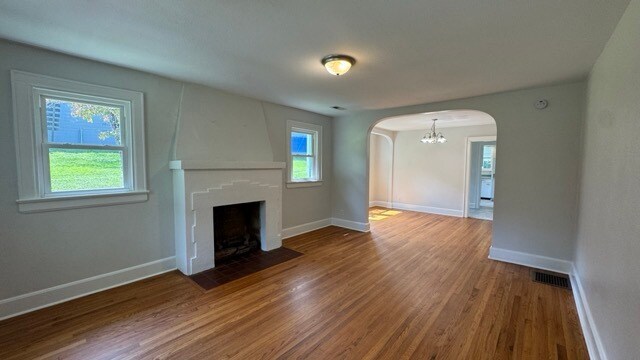 Building Photo - 319 Hogan Rd