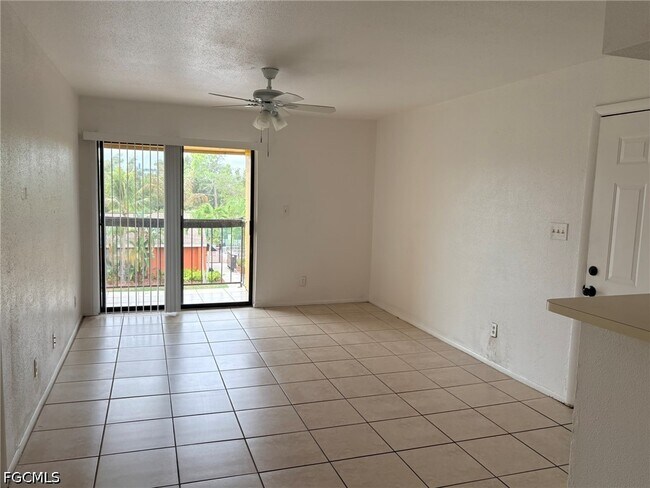 Foto del edificio - 2855 Winkler Ave