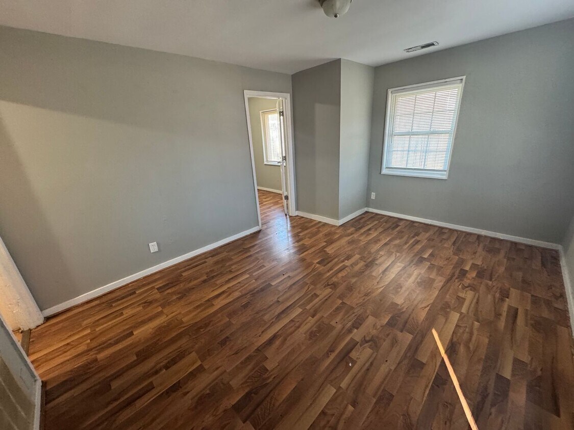 Foto del edificio - Birmingham/ Midfield