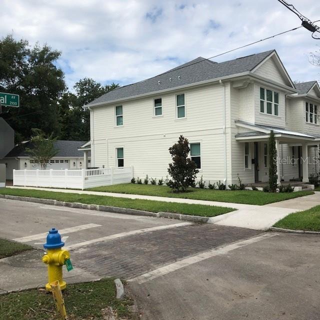 Foto del edificio - 2204 N Central Ave