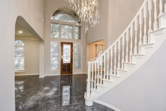 Foto del edificio - 2810 Grassy Knoll Ct