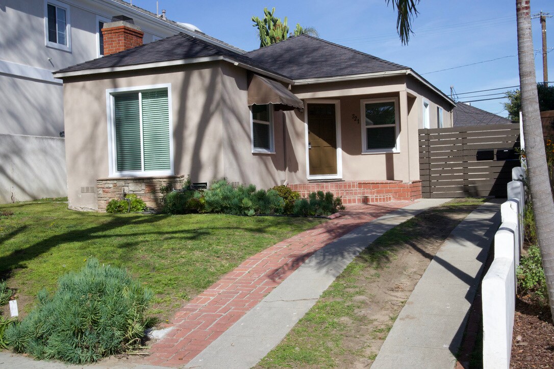 Foto principal - 721 Avenue A