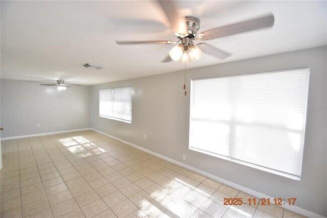 Foto del edificio - 363 Milwaukee Ave