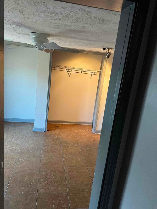 1207 Old Lascassas Rd Unit D, Murfreesboro, TN 37130 Room for Rent in