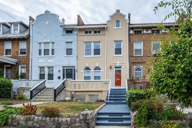 Building Photo - 450 Randolph St NW
