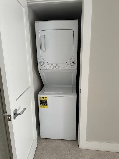 Foto del edificio - 337 Mendoza Ave