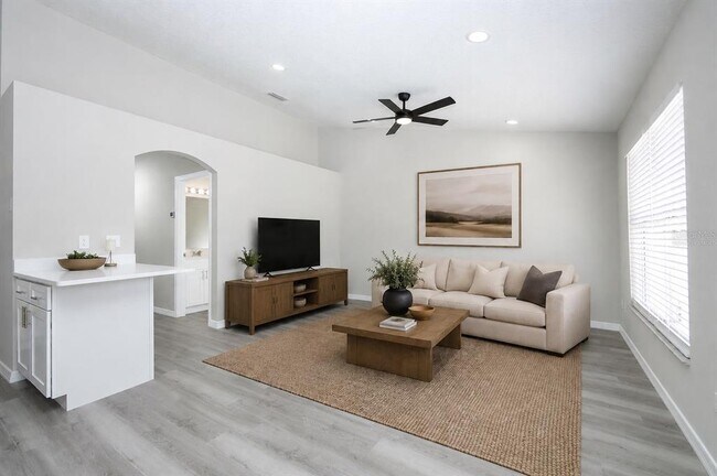Foto del edificio - 786 Lincoln Pkwy