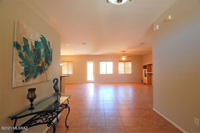 Building Photo - Gladden Farms - spacious great room plan w...