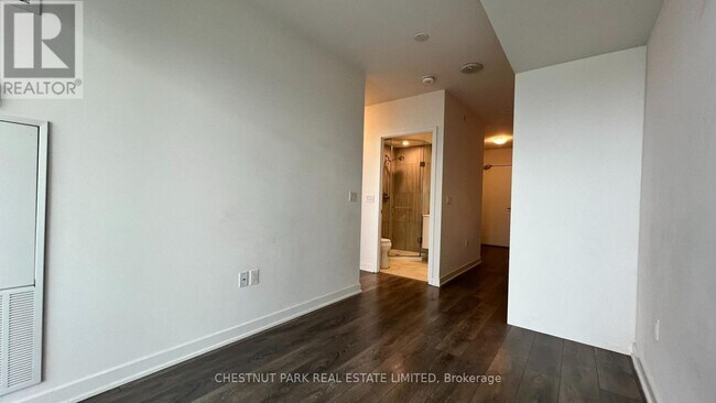 Photo du bâtiment - 99 Broadway Ave