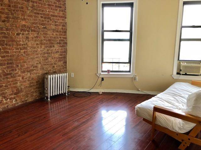 Primary Photo - 1418 Cortelyou Rd
