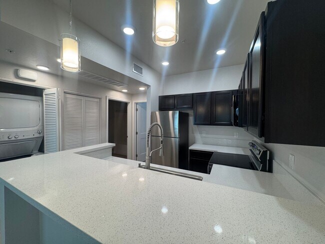 Foto del edificio - Brand New 1-Bedroom Unit for Rent – Central Reno