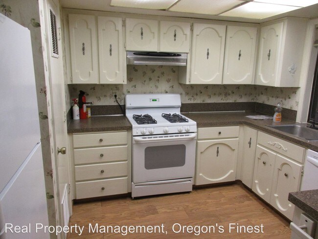 Building Photo - 18040 Peter Skene Way