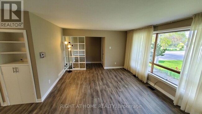 Building Photo - 169 Yorkview Dr