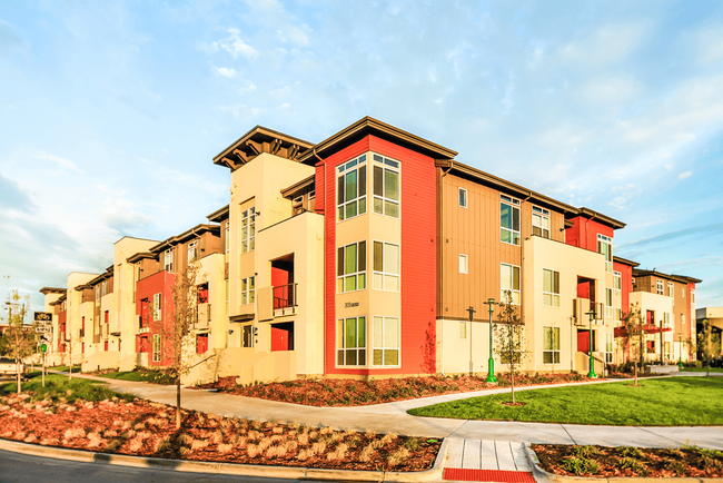 Building Photo - The Aster Town Center