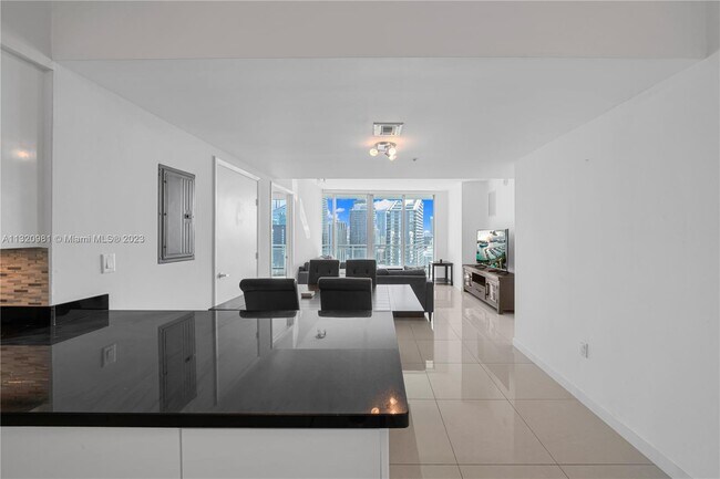 Foto del edificio - 92 SW 3rd St