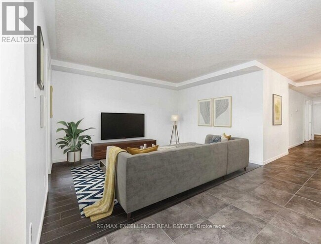 Photo du bâtiment - 1460 Highland Rd W