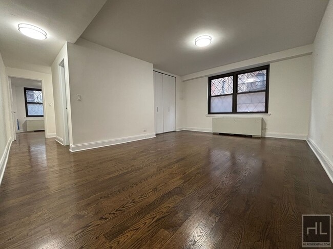 Building Photo - East 82nd Street