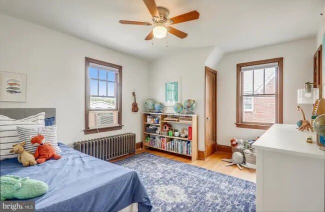 Foto del edificio - 1123 44th Pl SE