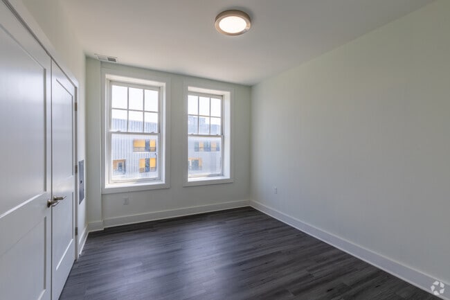 First Bedroom - Westwill Apartments Midtown