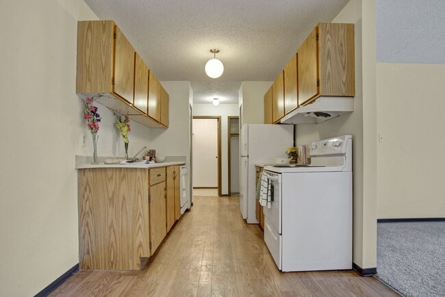 Building Photo - Kingsmere