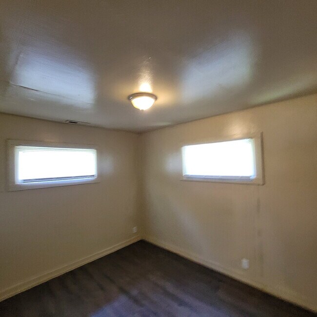 Foto del edificio - 3 Bedroom only a couple of blocks from popular Washington Park