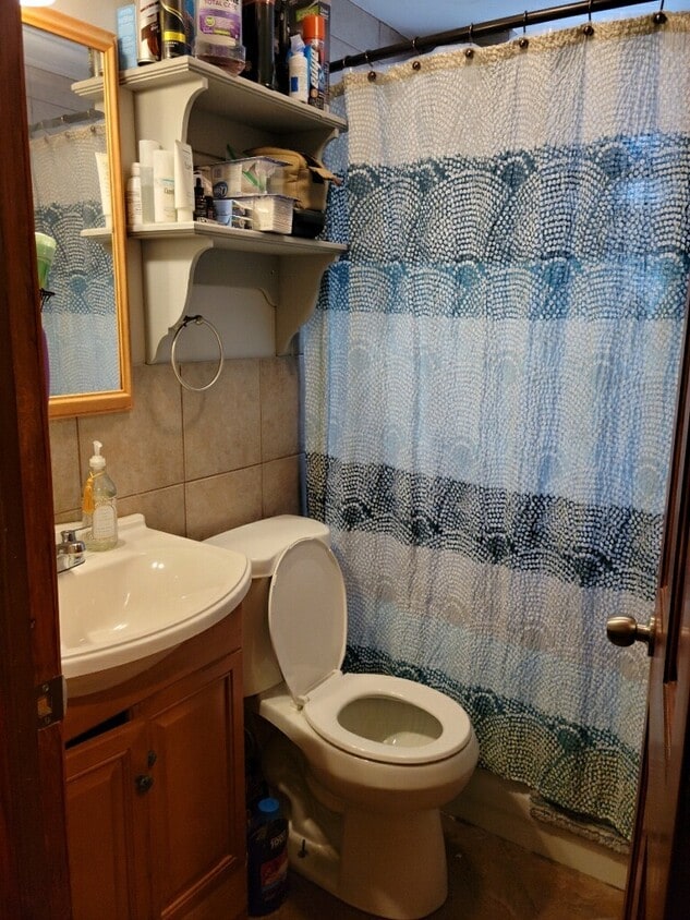 Bathroom - 1417 W 19th St